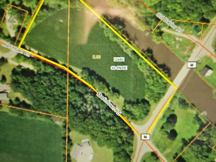 6+ acres of all tillable, vacant-farm land with Pecatonica River frontage